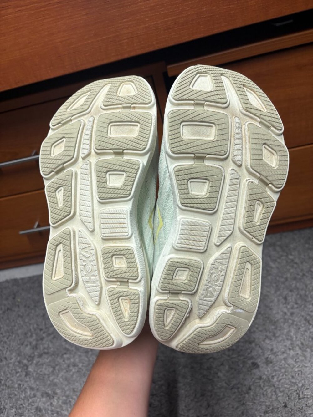 Hoka One One Bondi 9 Women's 10D (WIDE) Truffle Salt Sea Glass 1162012-TLSL - Picture 7 of 7